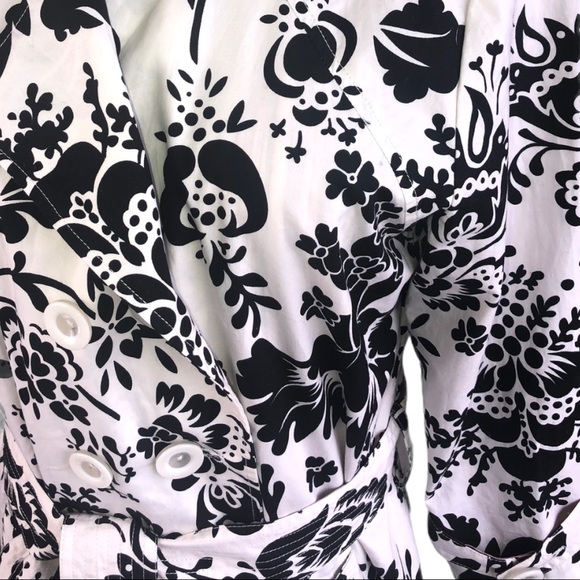 Black and white floral cotton trench coat - Picture 3 of 7